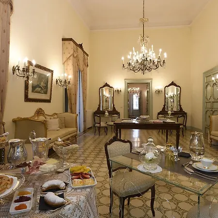 Palazzo Guido Dependance * 레체